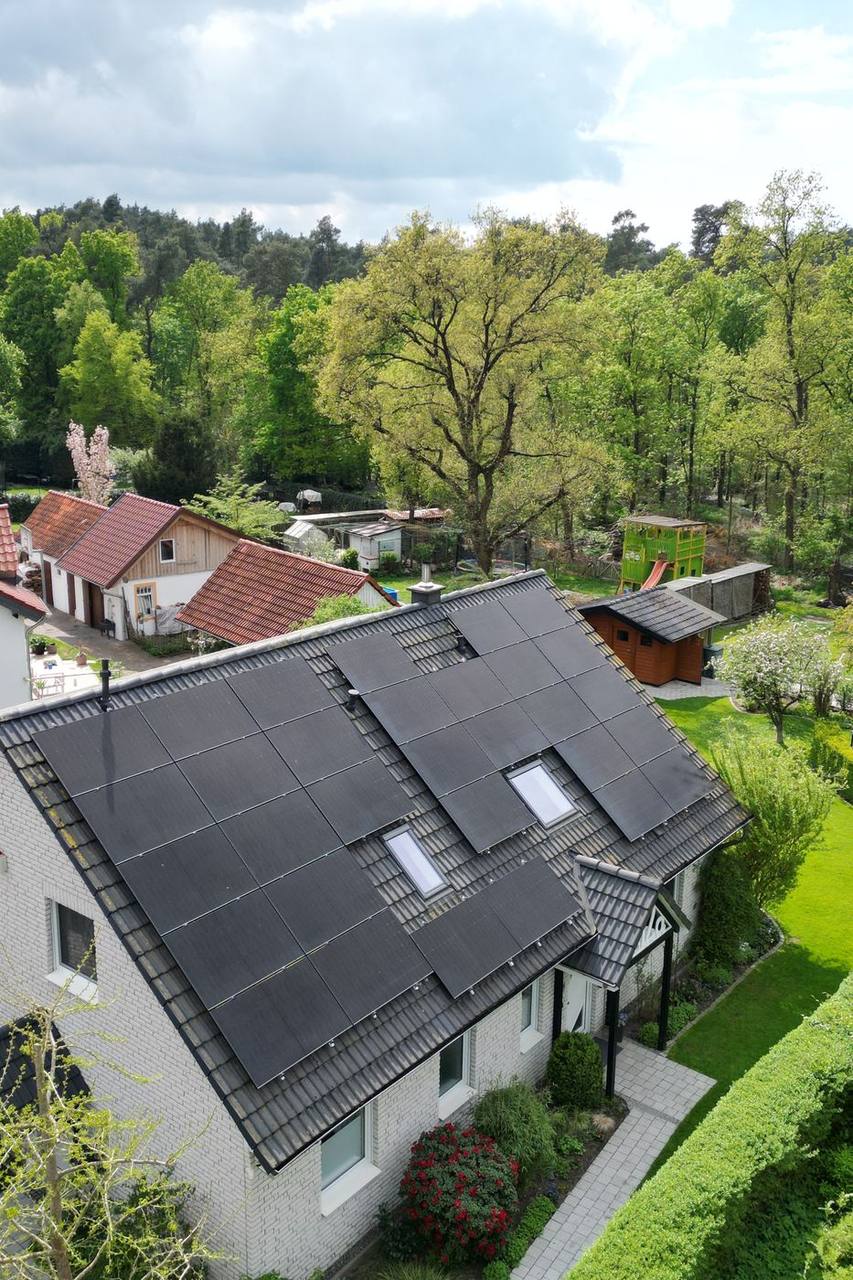 Wohnhaus mit Solaranlage
